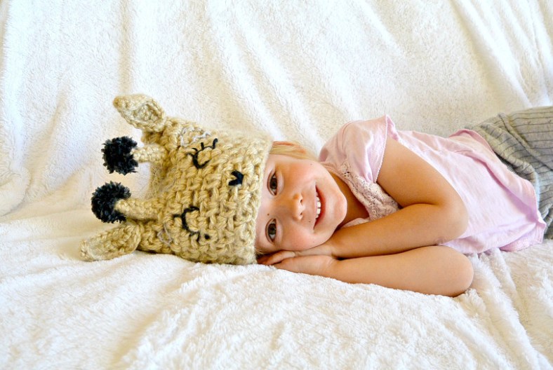 Easy-Crochet-Giraffe-Hat