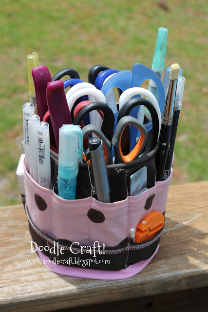 mug-bucket-bag-polka-dot-full