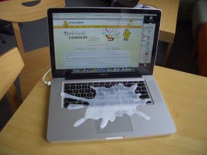 FB9VE8TGLWR1CNQ.MEDIUM